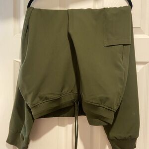 Olive Green Joggers Scrubs - Mandala (T-Large)